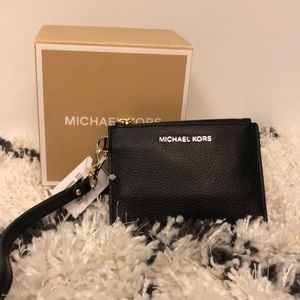 Michael Kors card holder ✨